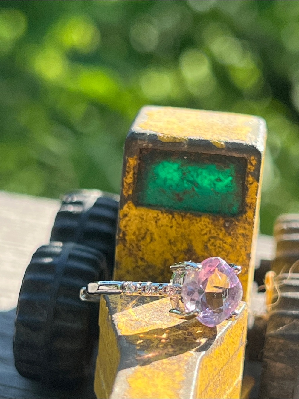 HJ11- Artisan Lavender Amethyst Solitaire Ring with an Adjustable 925 Pavé Band - Picture 4 of 4